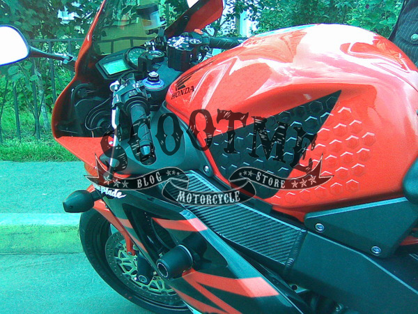 Мотоцикл: Honda CBR 954, 2 листа прозрачных сот формата А4 размер 25мм на 25мм.